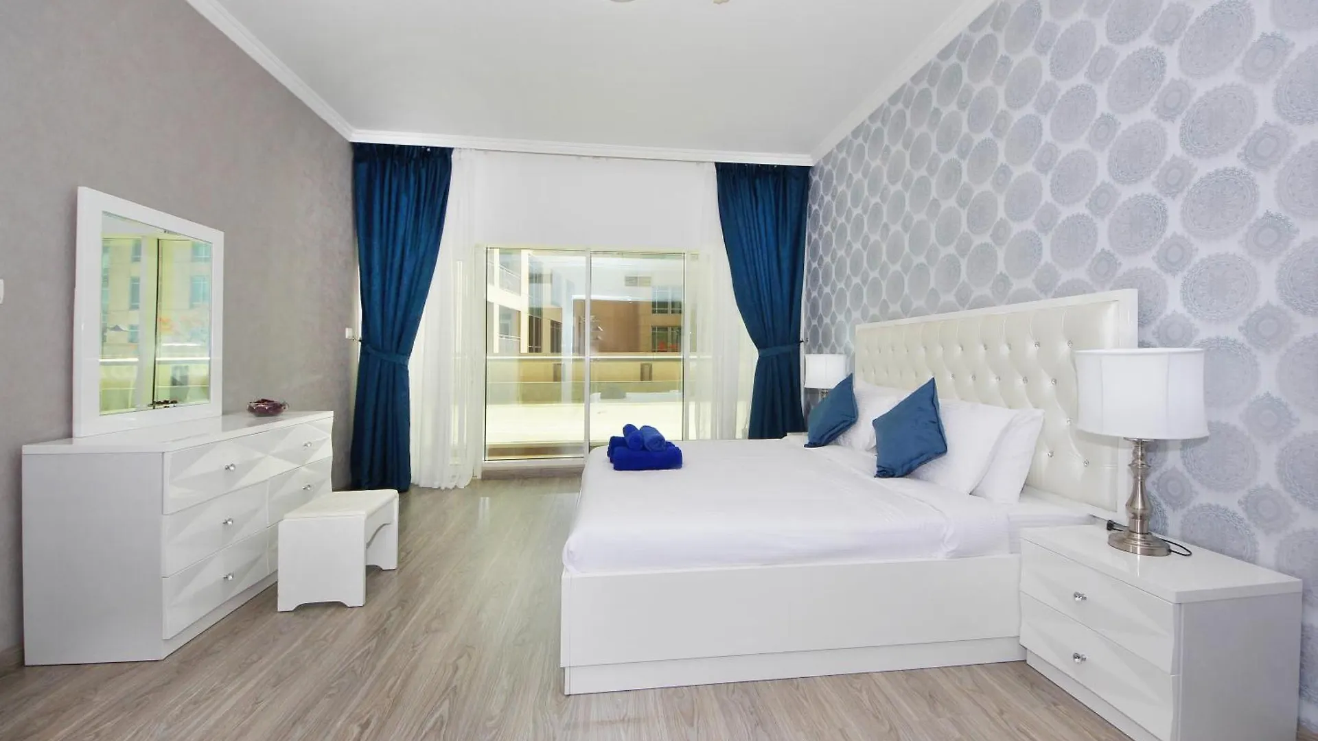 New Arabian Burj Al Nujoom Downtown Dubai 1 Br Apartment 0*,  United Arab Emirates
